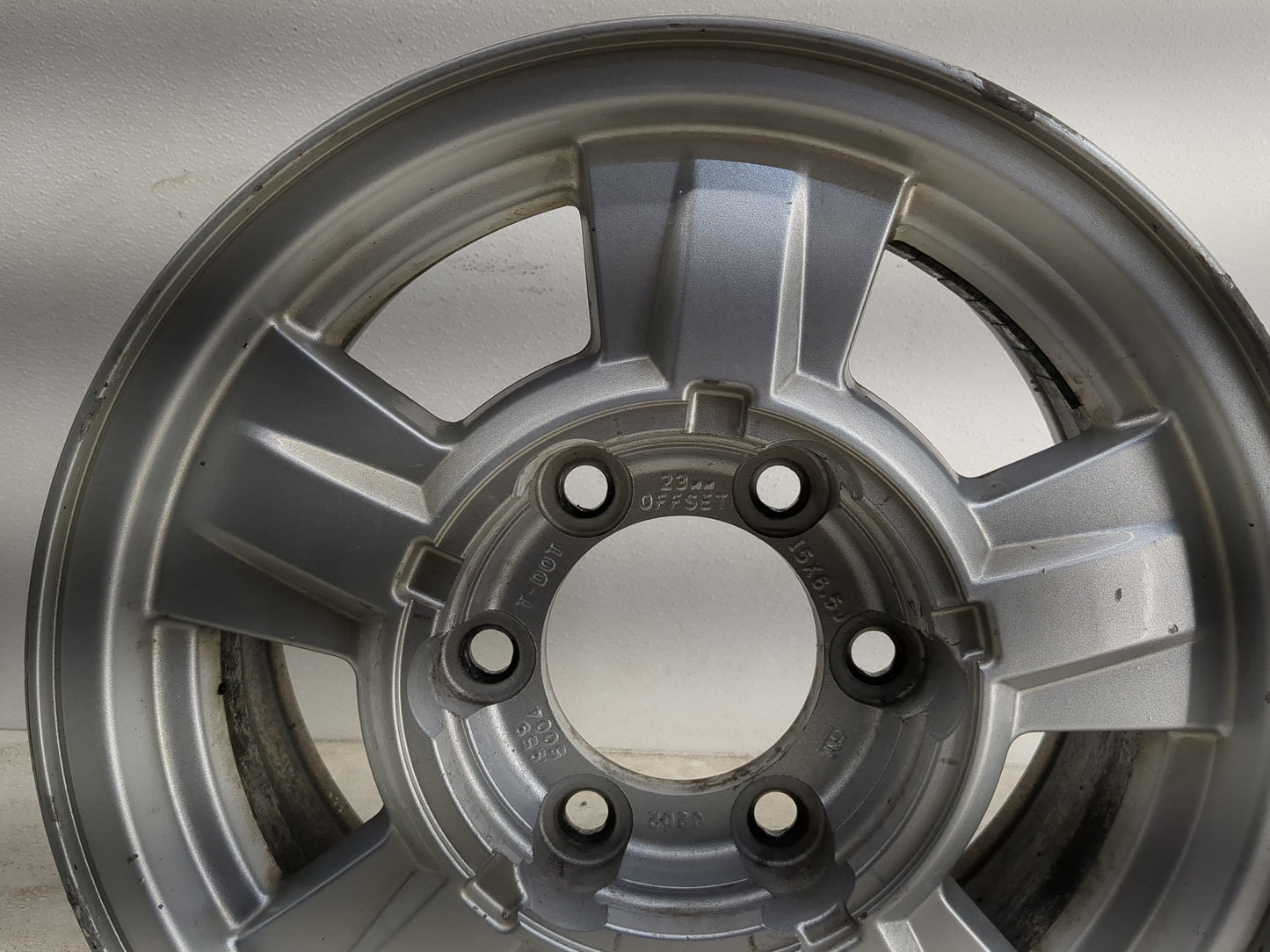 2004-2008 Chevrolet Colorado Oem Wheel Rim - Oemusedautoparts1.com