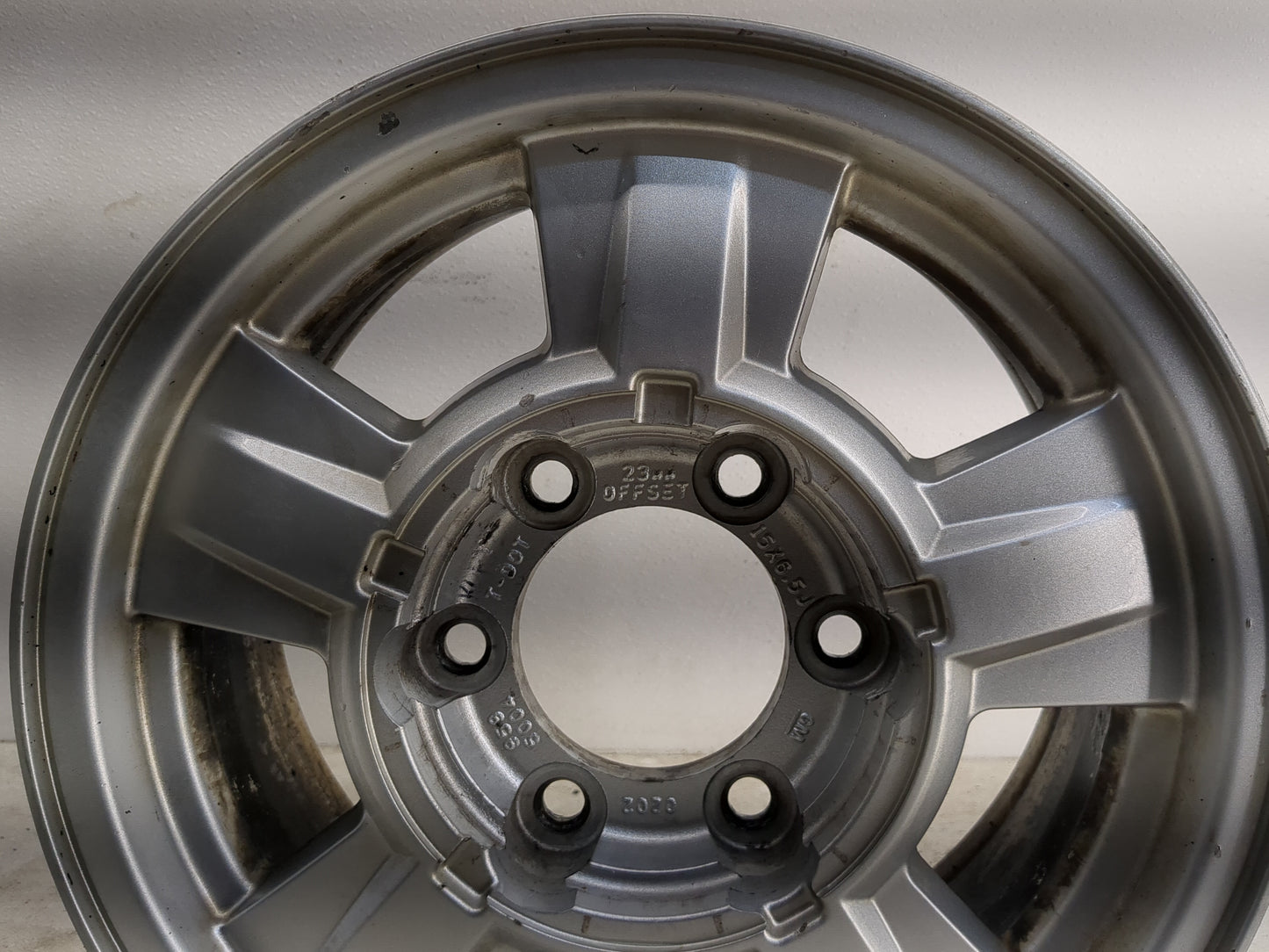 2004-2008 Chevrolet Colorado Oem Wheel Rim - Oemusedautoparts1.com