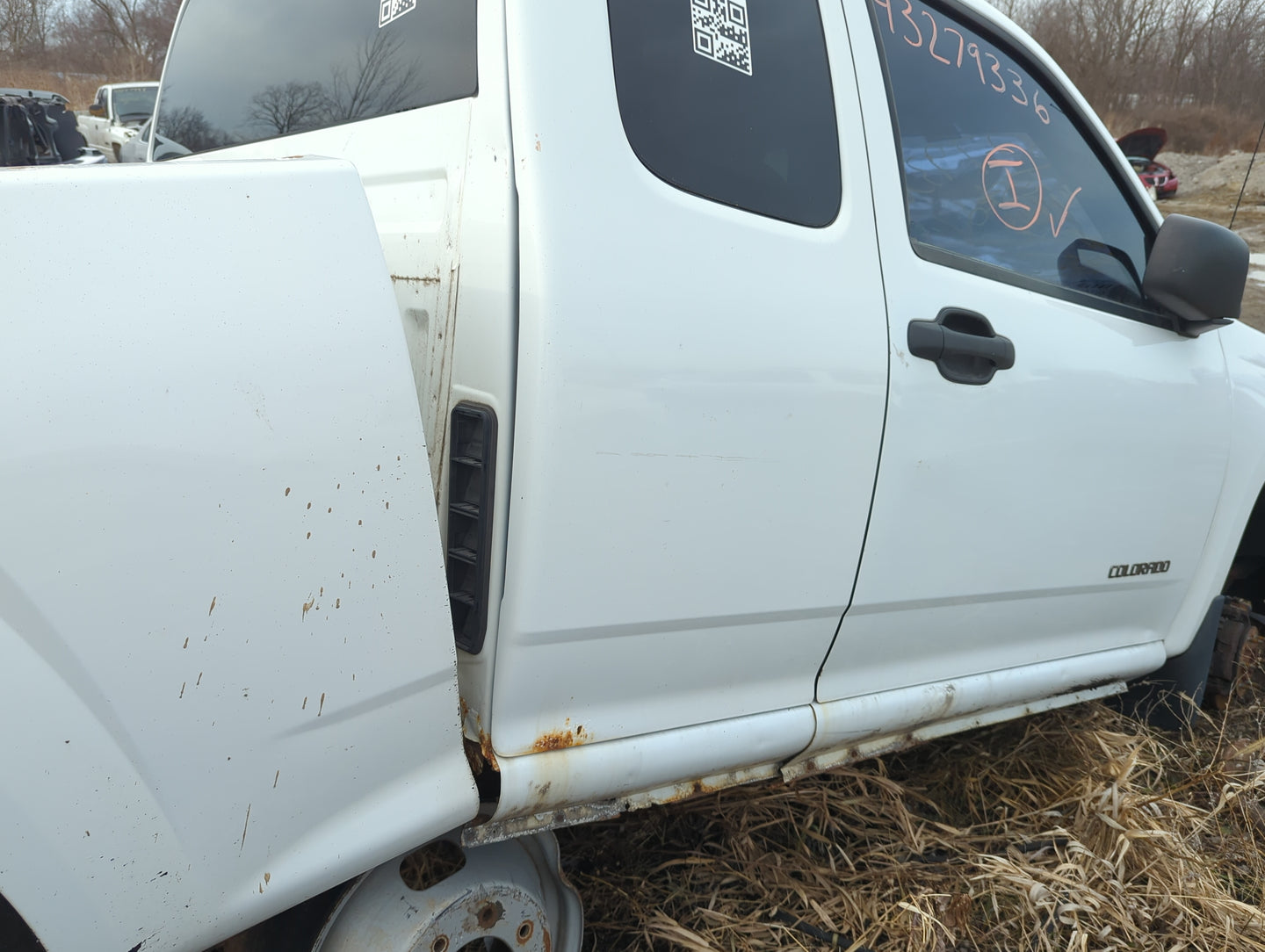 2004-2012 Chevrolet Colorado Passenger Rear Door Oem - Oemusedautoparts1.com