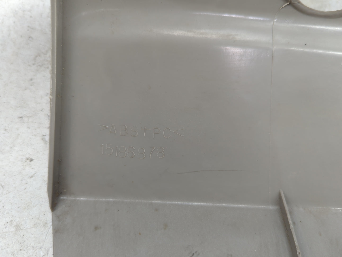 2005 Chevrolet Colorado Information Radio Display Screen Bezel Vents - Oemusedautoparts1.com