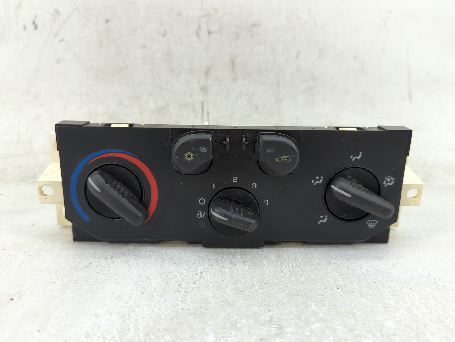 2004-2012 Chevrolet Colorado Climate Control Module Temperature AC/Heater Replacement P/N:15221922 Fits OEM Used Auto Parts 