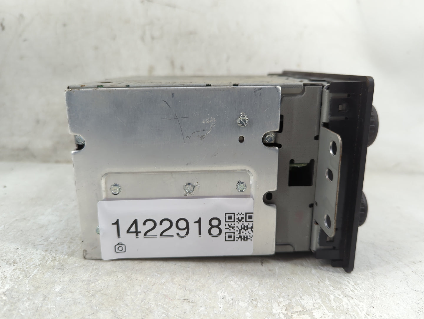 2005-2012 Chevrolet Colorado Radio AM FM Cd Player Receiver Replacement P/N:15216905 Fits OEM Used Auto Parts - Oemusedautop