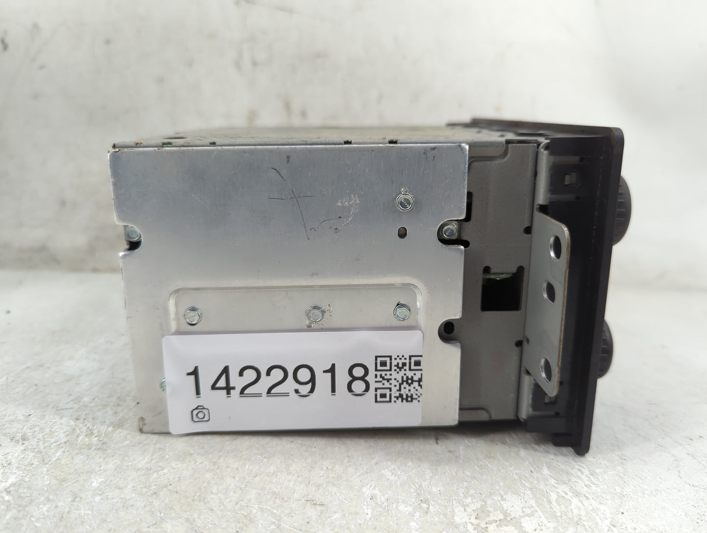 2005-2012 Chevrolet Colorado Radio AM FM Cd Player Receiver Replacement P/N:15216905 Fits OEM Used Auto Parts - Oemusedautop