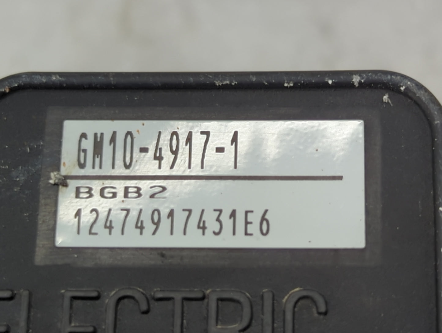 2004-2005 Chevrolet Colorado ABS Pump Control Module Replacement P/N:GM10-4917-1 Fits Fits 2004 2005 OEM Used Auto Parts - O