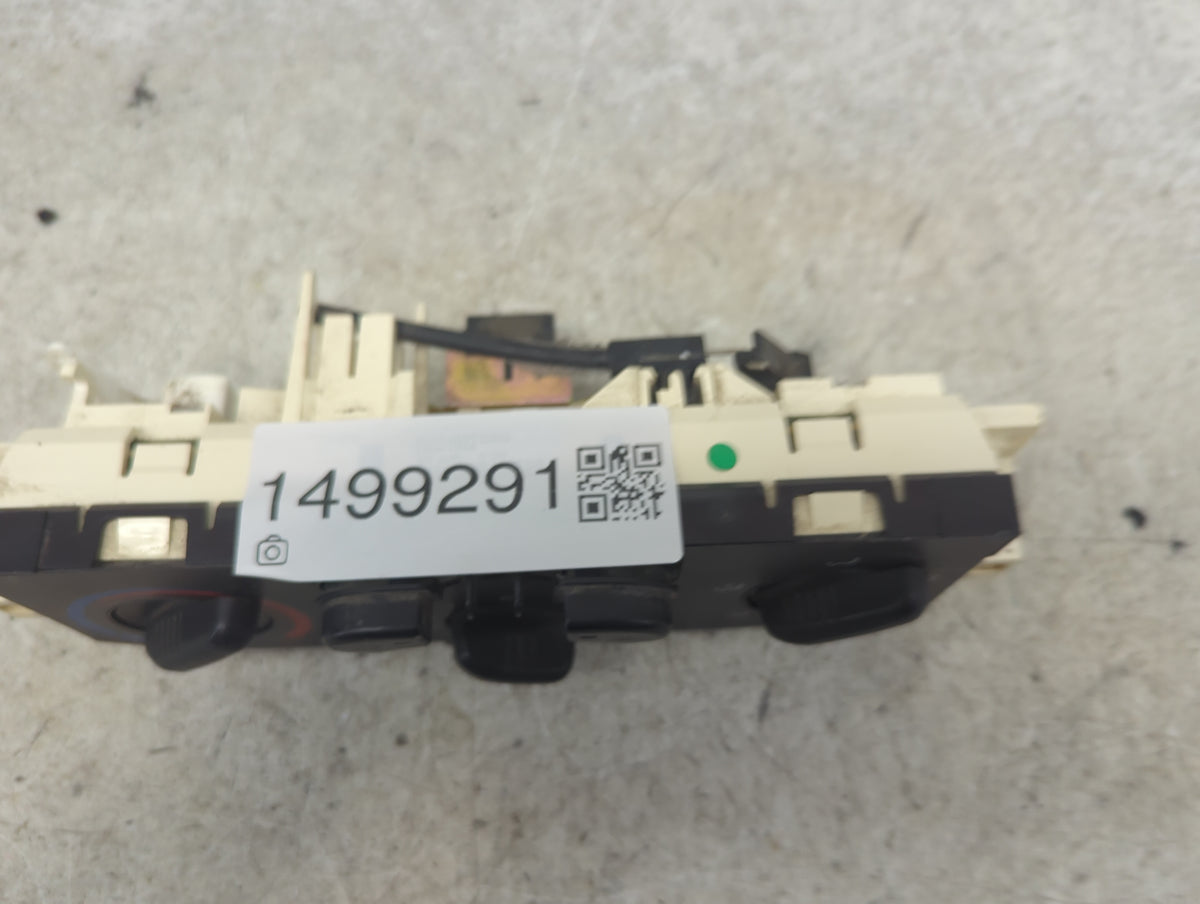 2005 Chevrolet Colorado Climate Control Module Temperature AC/Heater Replacement Fits OEM Used Auto Parts - Oemusedautoparts