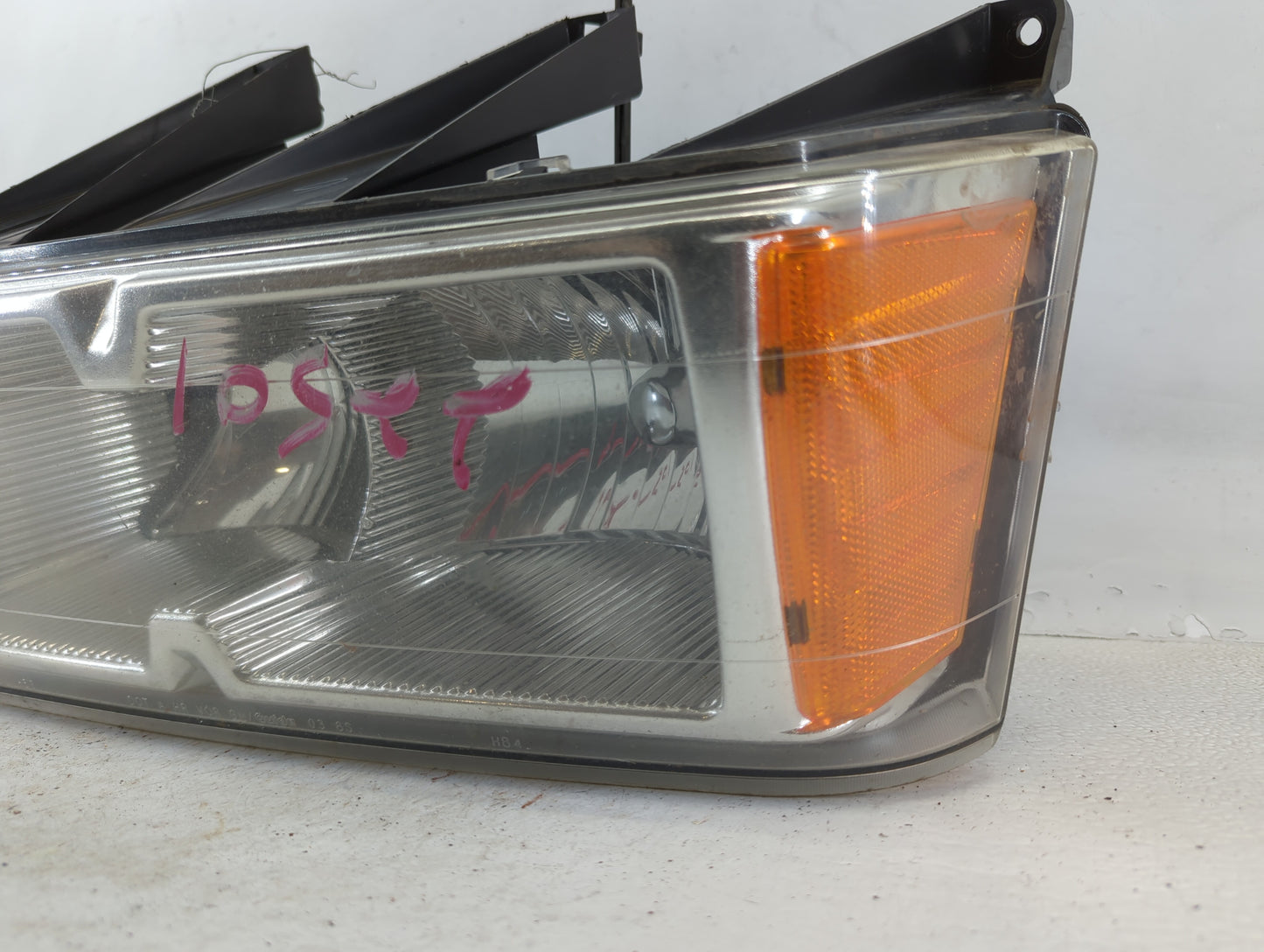 2005-2008 Chevrolet Colorado Driver Left Oem Head Light Headlight Lamp - Oemusedautoparts1.com