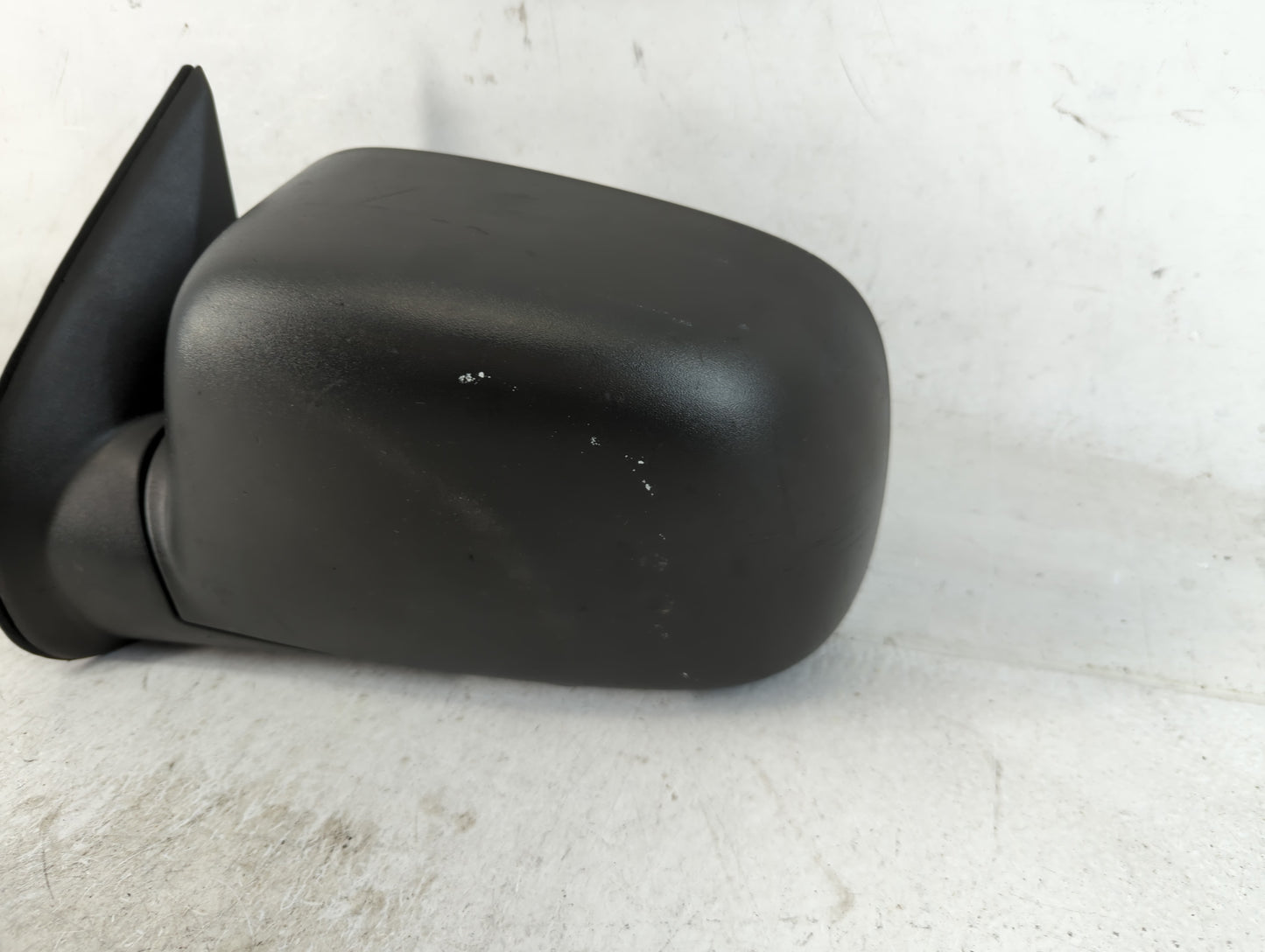 2004-2012 Chevrolet Colorado Driver Side View Mirror - Left Door Mirror OEM Used - Oemusedautoparts1.com
