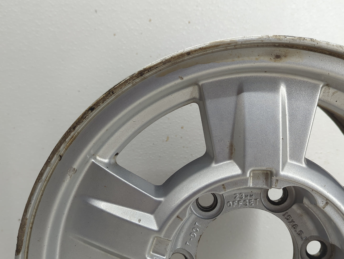 2004-2008 Chevrolet Colorado Wheel Rim Oem - Oemusedautoparts1.com