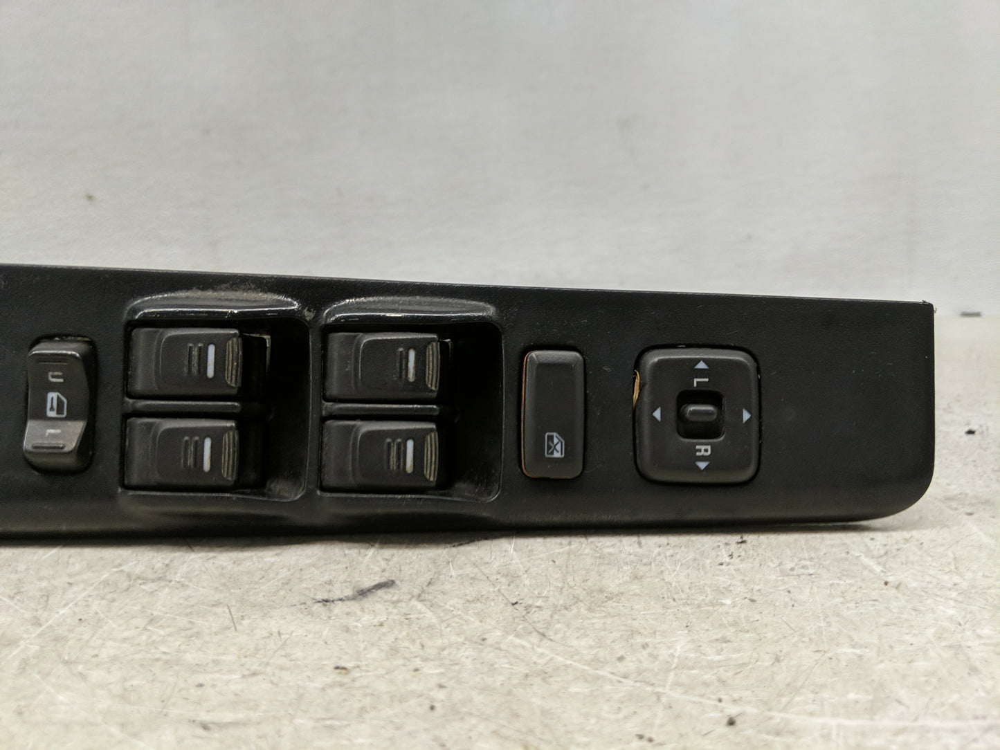 2004-2012 Chevrolet Colorado Master Power Window Switch Replacement Driver Side Left Fits OEM Used Auto Parts - Oemusedautop