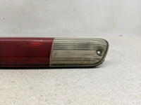 2004 Chevrolet Colorado Passenger Right Side Deck Lid Mounted Tail Light - Oemusedautoparts1.com