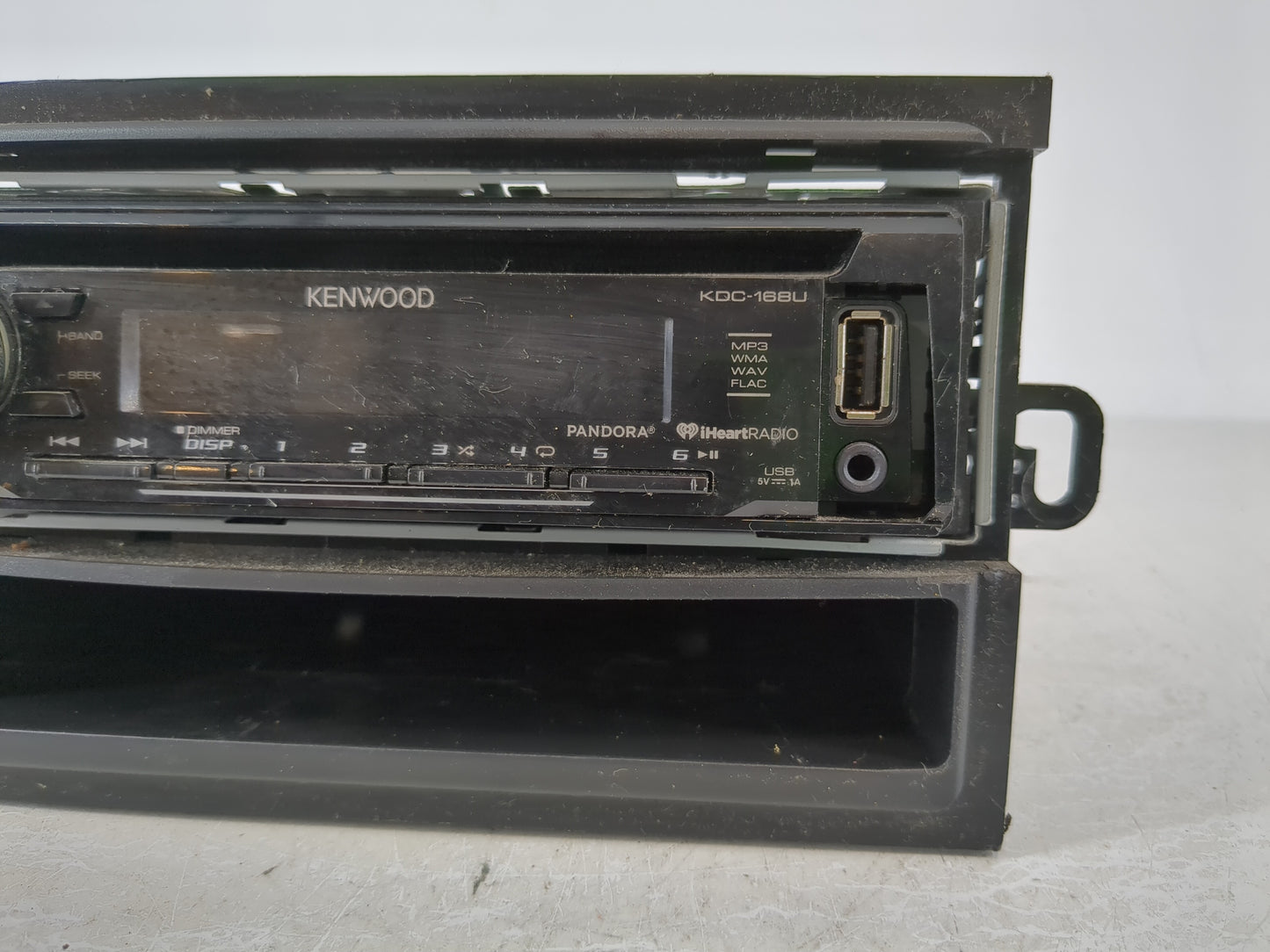 2005-2012 Chevrolet Colorado Radio AM FM Cd Player Receiver Replacement Fits Fits 2005 2006 2007 2008 2009 2010 2011 2012 OE