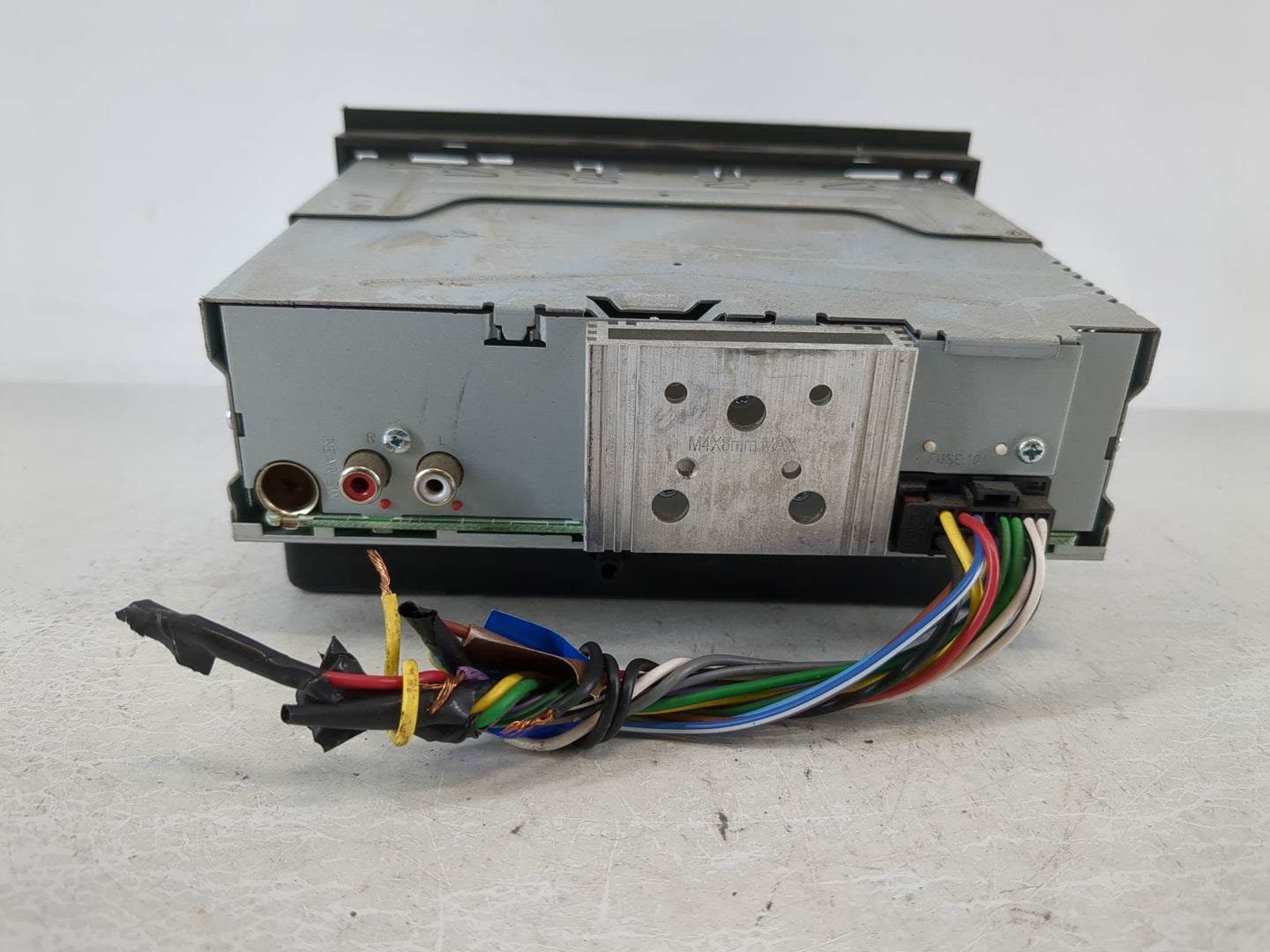2005-2012 Chevrolet Colorado Radio AM FM Cd Player Receiver Replacement Fits Fits 2005 2006 2007 2008 2009 2010 2011 2012 OE