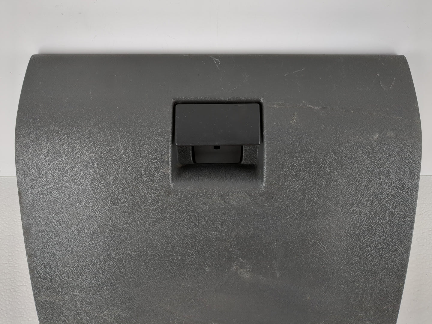 2005 Chevrolet Colorado Passenger Glove Box Door Storage Compartment - Oemusedautoparts1.com