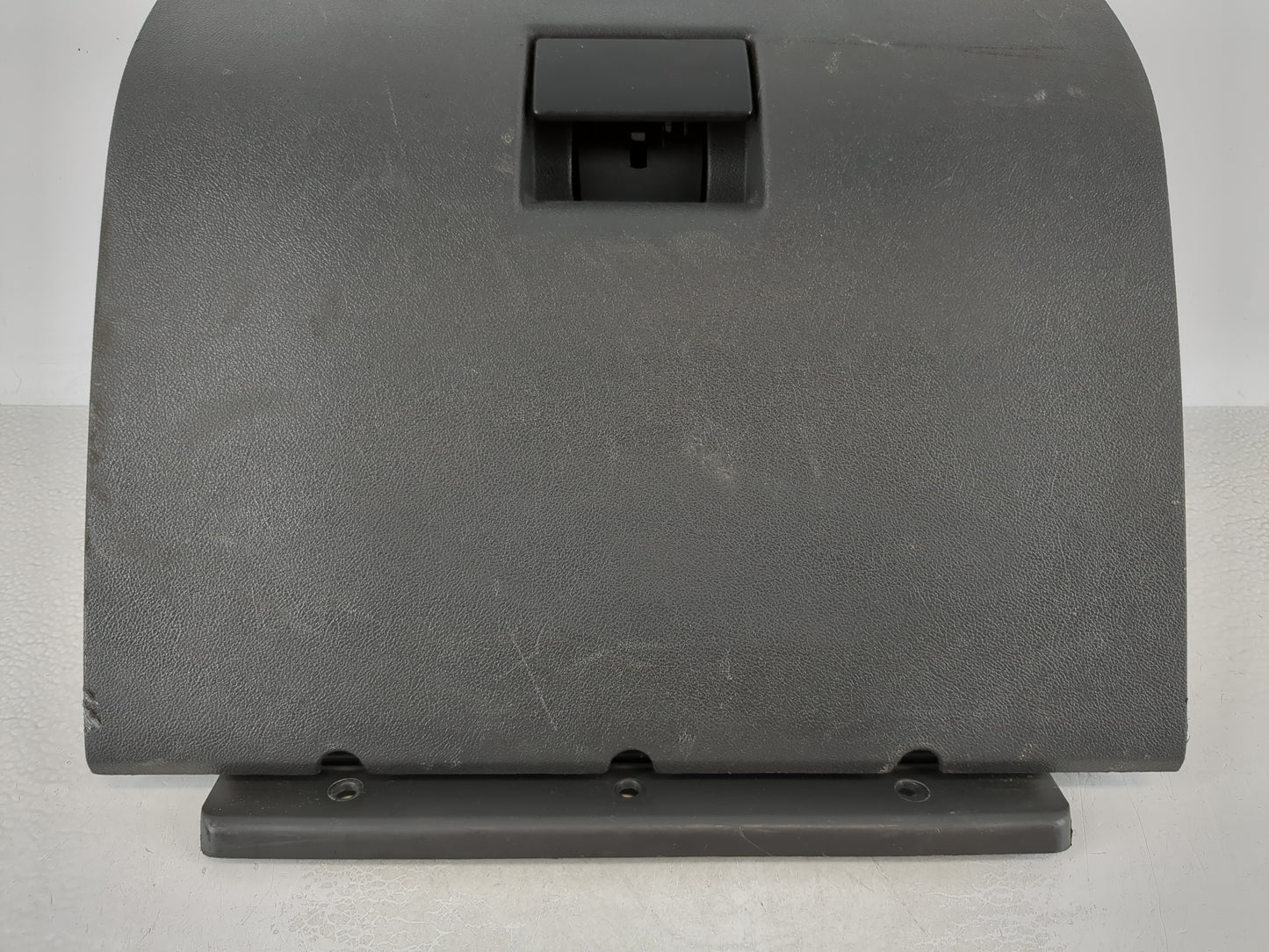 2005 Chevrolet Colorado Passenger Glove Box Door Storage Compartment - Oemusedautoparts1.com