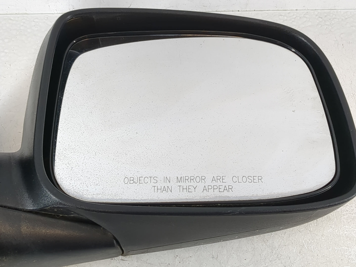 2004-2012 Chevrolet Colorado Passenger Right Side View Manual Door Mirror - Oemusedautoparts1.com