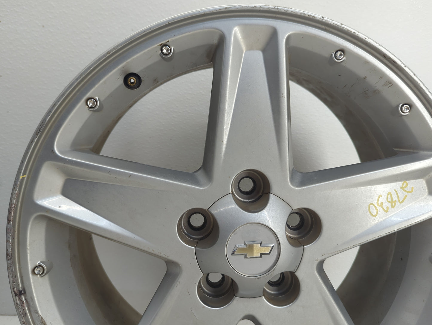 2005-2006 Chevrolet Equinox Oem Wheel Rim 1074293 - Oemusedautoparts1.com