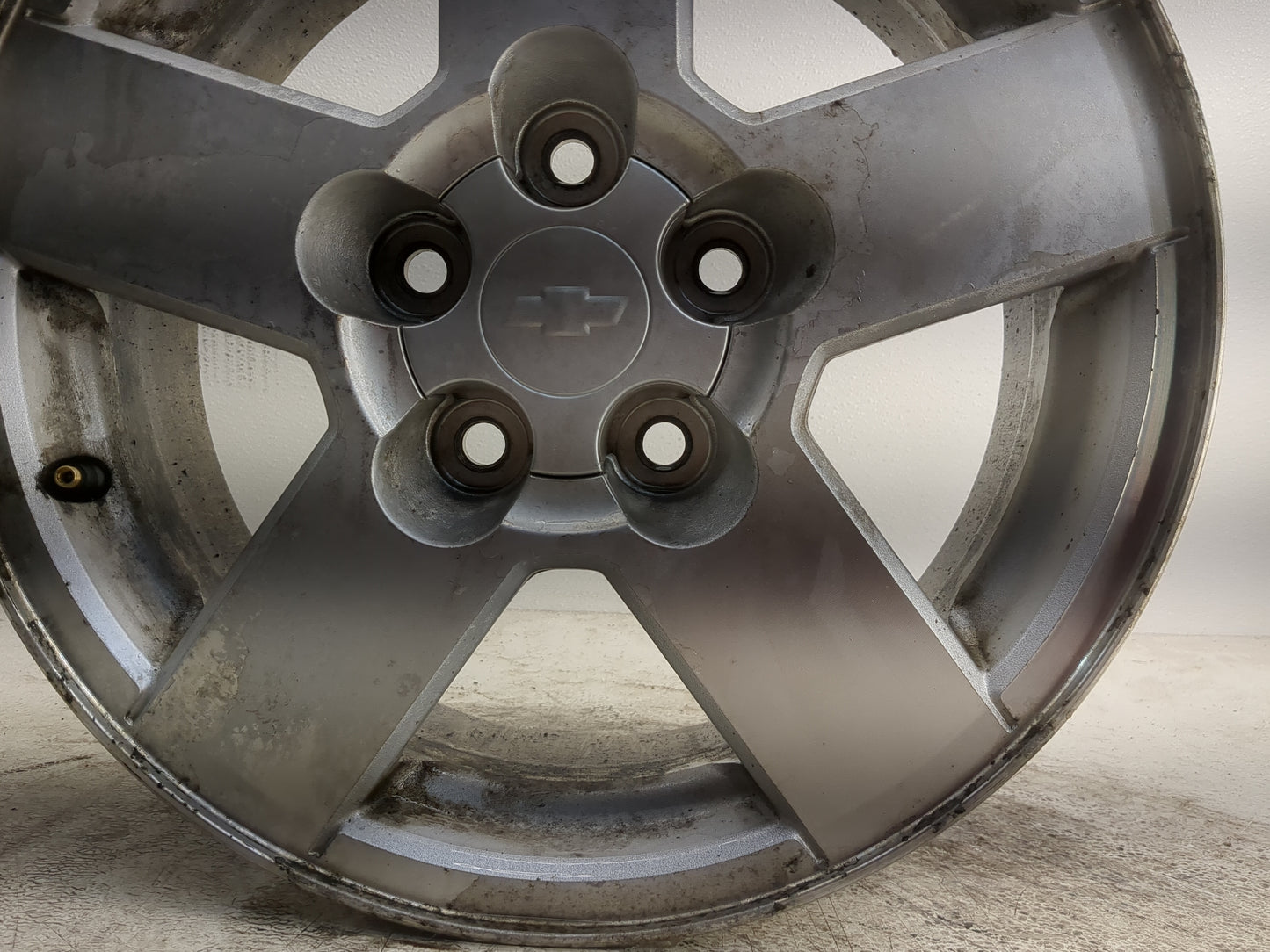2005-2009 Chevrolet Equinox Oem Wheel Rim - Oemusedautoparts1.com