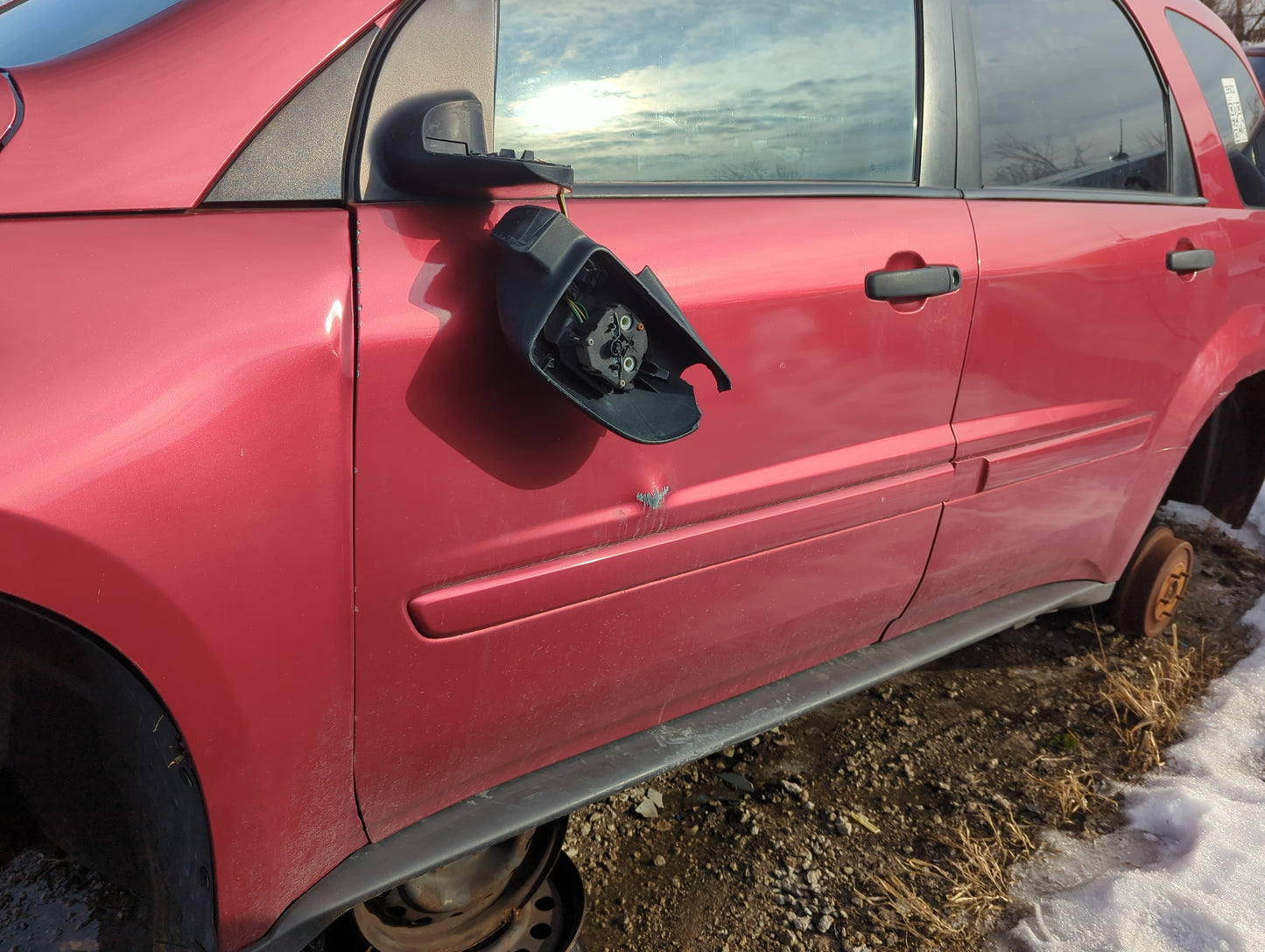 2005-2009 Chevrolet Equinox Driver Front Door Oem 1266988 - Oemusedautoparts1.com