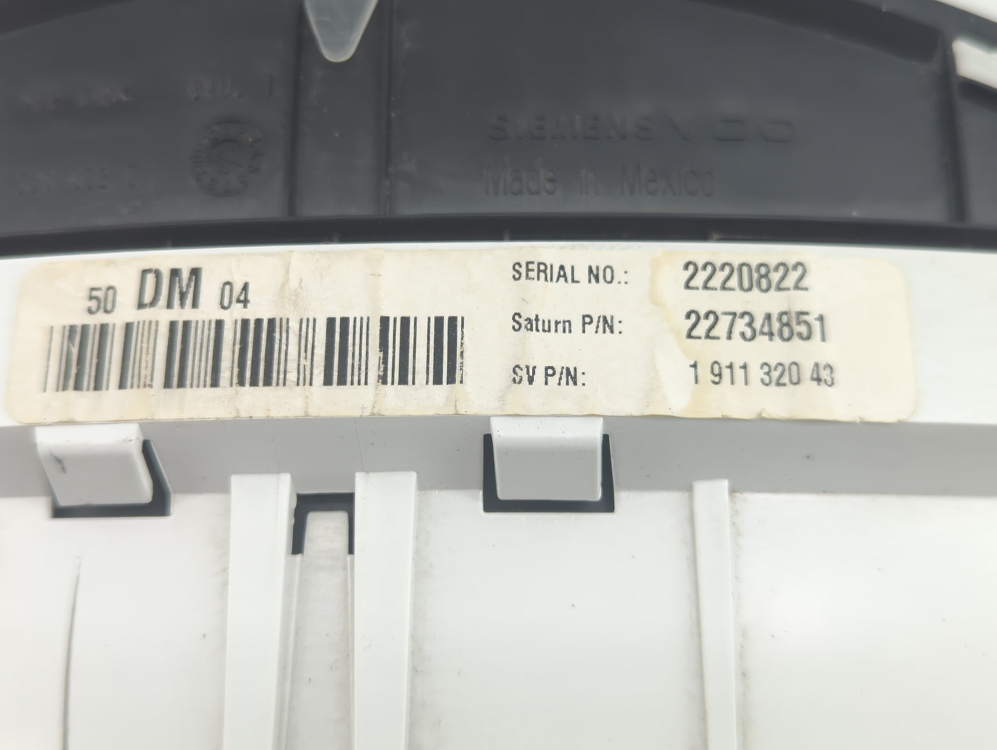 2005-2006 Chevrolet Equinox Instrument Cluster Speedometer Gauges P/N:191132043 Fits Fits 2005 2006 OEM Used Auto Parts - Oe