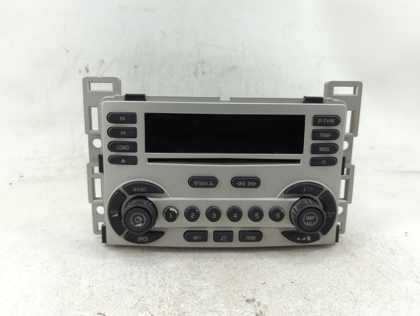 2005 Chevrolet Equinox Radio AM FM Cd Player Receiver Replacement P/N:15248614 Fits OEM Used Auto Parts - Oemusedautoparts1.