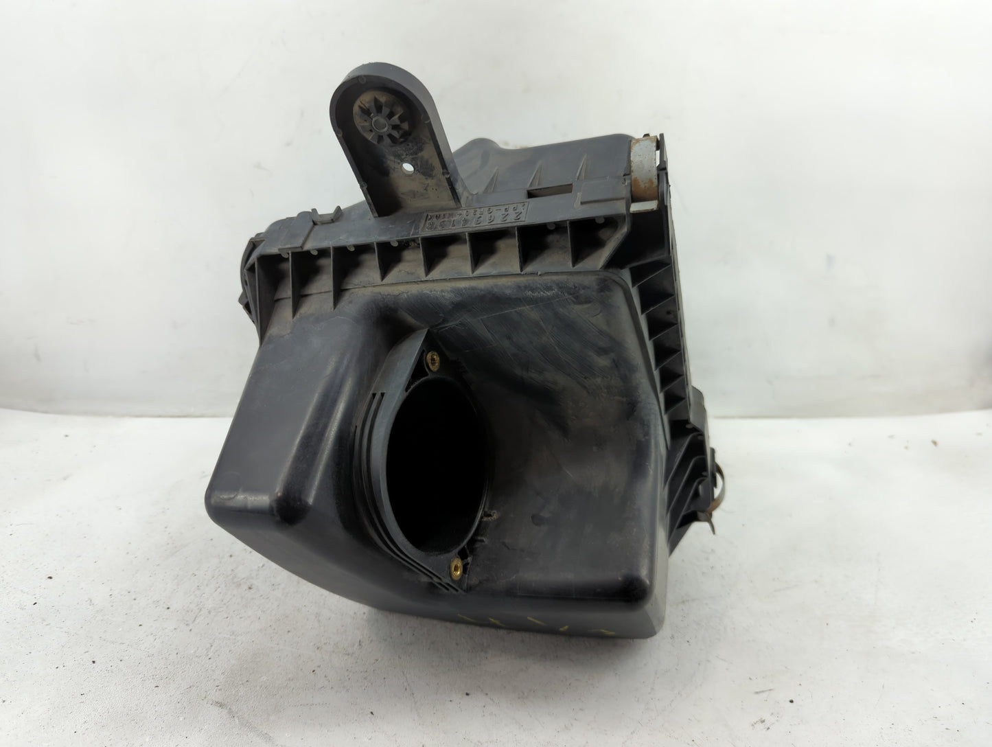 2005-2009 Chevrolet Equinox Air Cleaner Intake-duct Hose Tube - Oemusedautoparts1.com