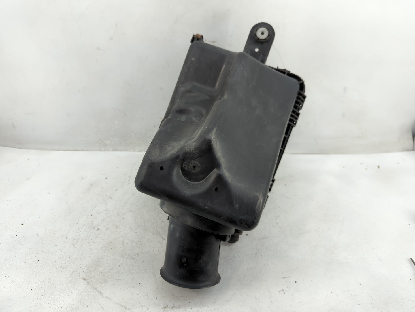 2005-2009 Chevrolet Equinox Air Cleaner Intake-duct Hose Tube - Oemusedautoparts1.com
