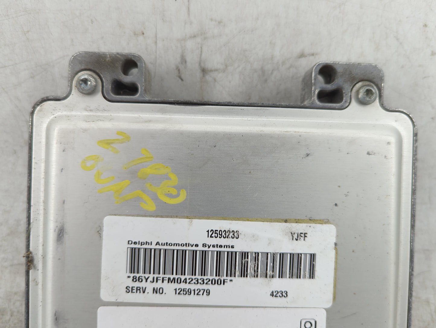 2005 Chevrolet Equinox PCM Engine Control Computer ECU ECM PCU OEM P/N:12593233 Fits Fits 2006 OEM Used Auto Parts - Oemused