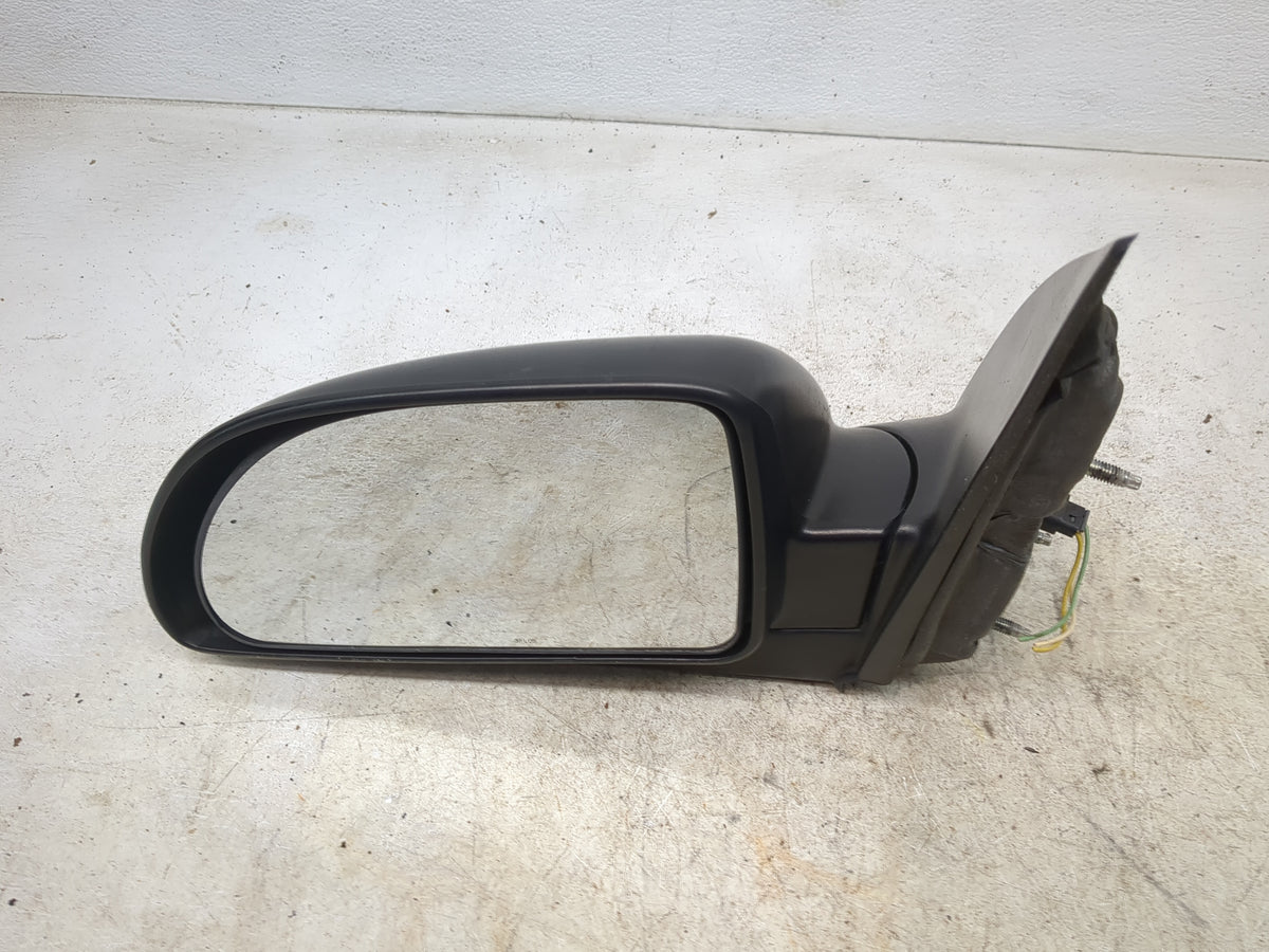 2005-2009 Chevrolet Equinox Driver Side View Mirror - Left Door Mirror OEM Used - Oemusedautoparts1.com