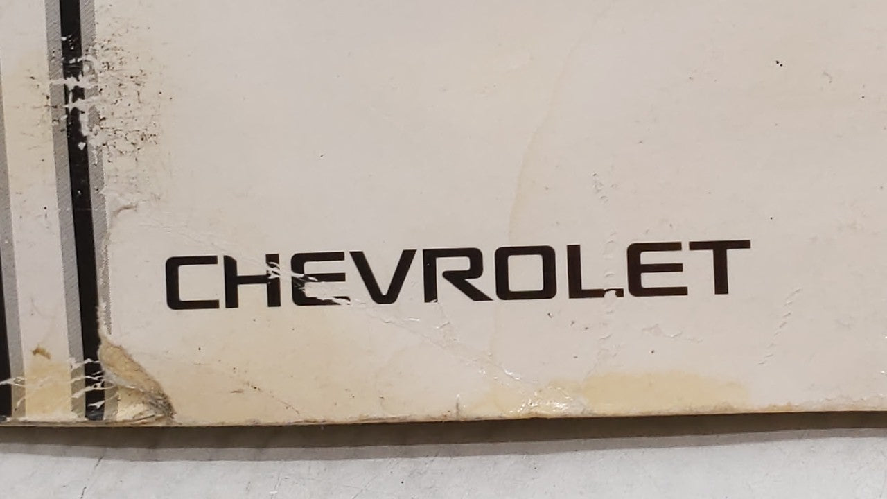 2005 Chevrolet Equinox Owners Manual Book Guide OEM Used Auto Parts - Oemusedautoparts1.com