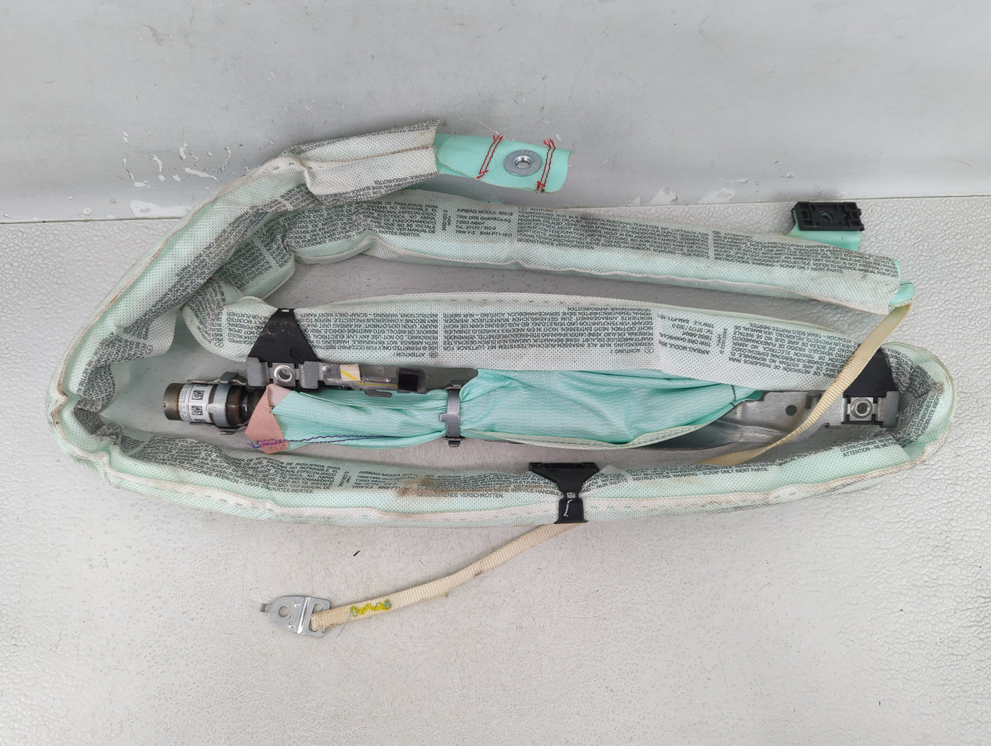 2005-2006 Chevrolet Equinox Air Bag Driver Left Steering Wheel Mounted P/N:34022006D Fits Fits 2005 2006 OEM Used Auto Parts