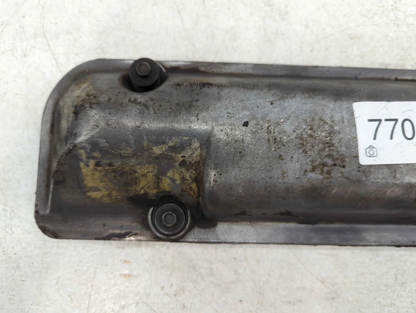2005 Chevrolet Equinox Passenger Right Cylinder Head Valve Cover P/N:GM 12568147 Fits OEM Used Auto Parts - Oemusedautoparts