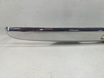 2005-2009 Chevrolet Equinox Tail Finish Panel Oem Chrome
