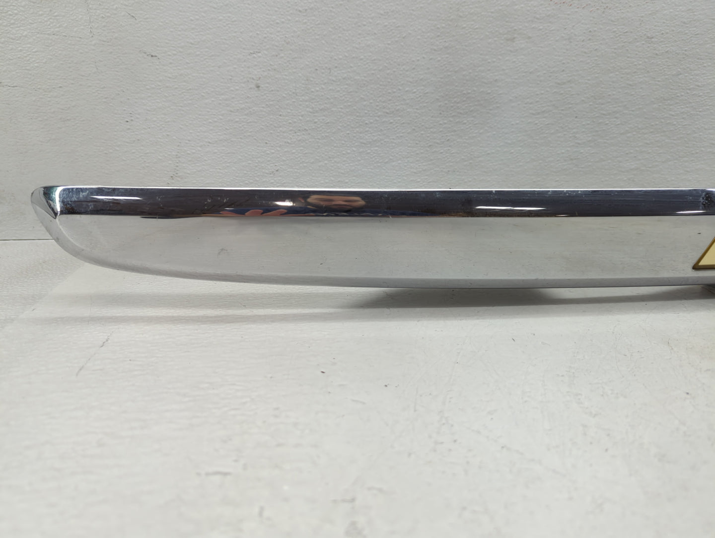 2005-2009 Chevrolet Equinox Tail Finish Panel Oem Chrome - Oemusedautoparts1.com