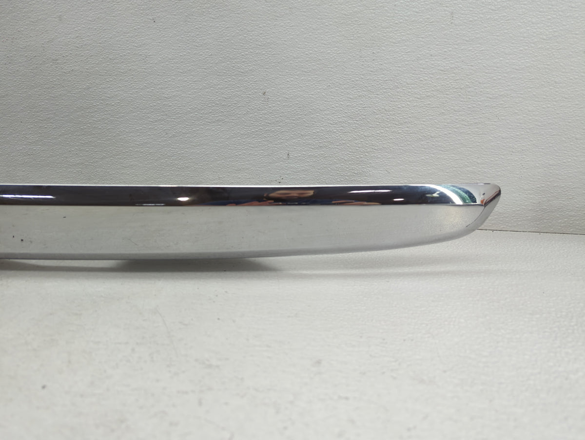 2005-2009 Chevrolet Equinox Tail Finish Panel Oem Chrome - Oemusedautoparts1.com