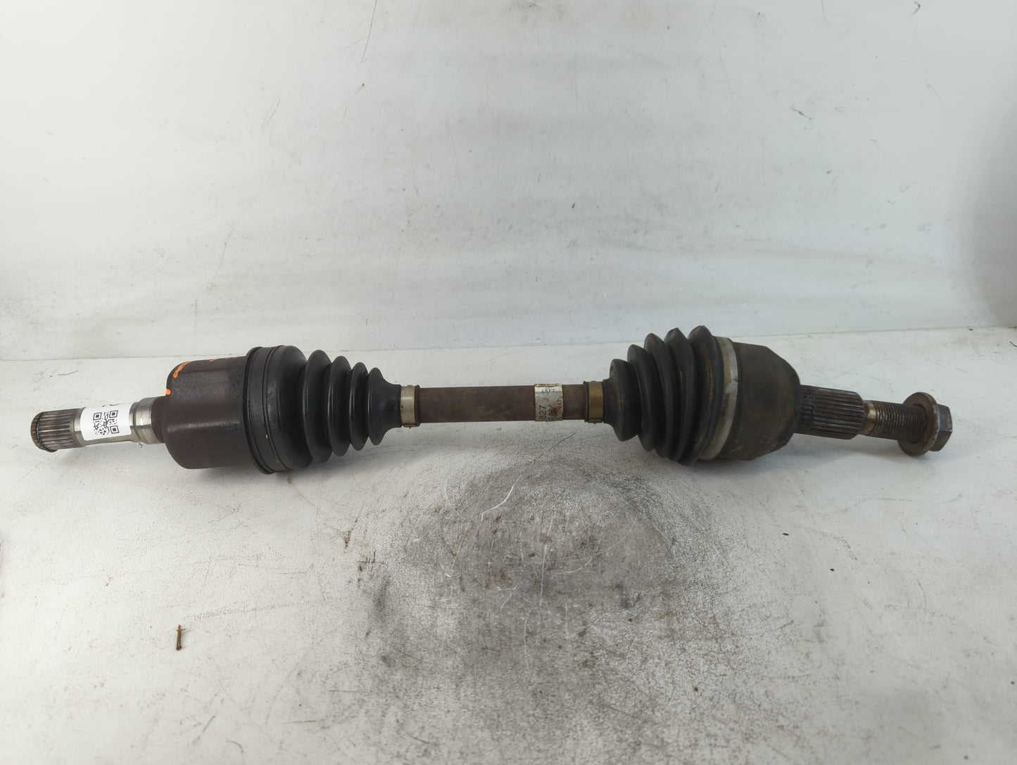 2005-2006 Chevrolet Equinox Axle Shaft Front Driver Cv C/v - Oemusedautoparts1.com