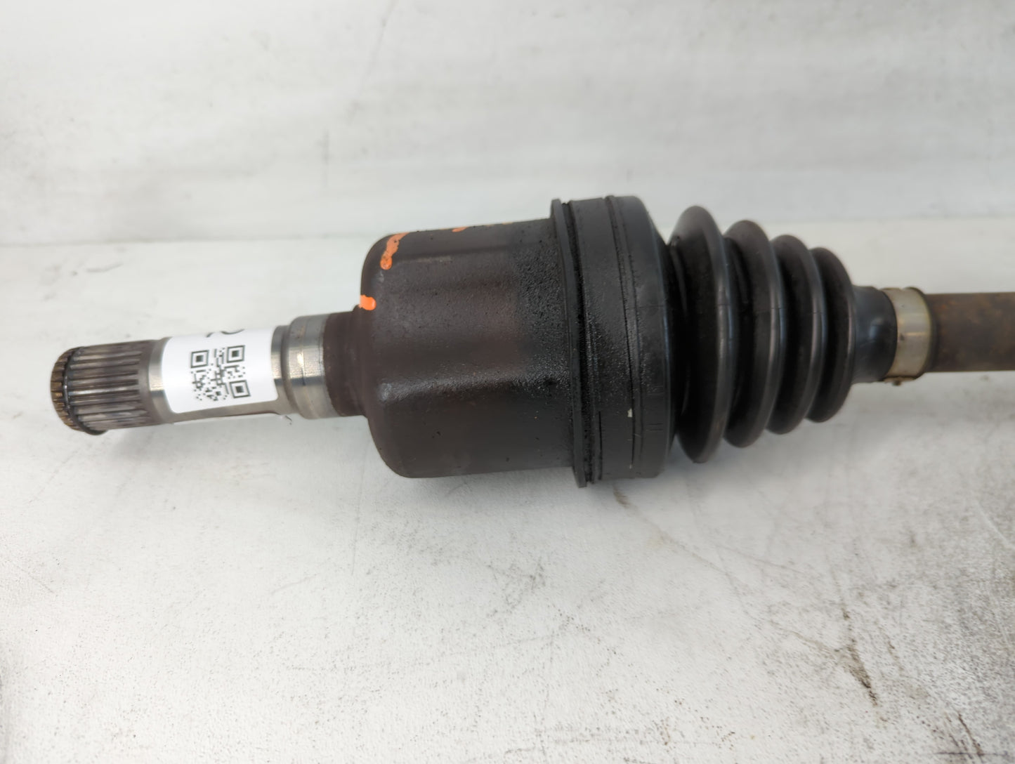 2005-2006 Chevrolet Equinox Axle Shaft Front Driver Cv C/v - Oemusedautoparts1.com