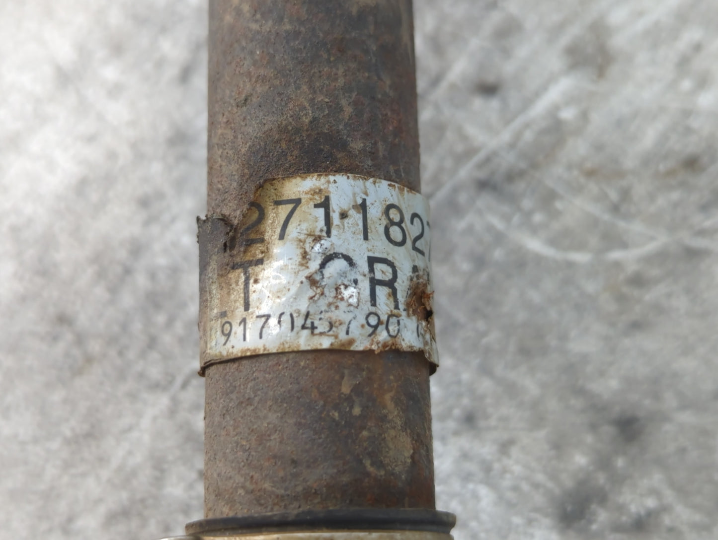 2005-2006 Chevrolet Equinox Axle Shaft Front Driver Cv C/v - Oemusedautoparts1.com