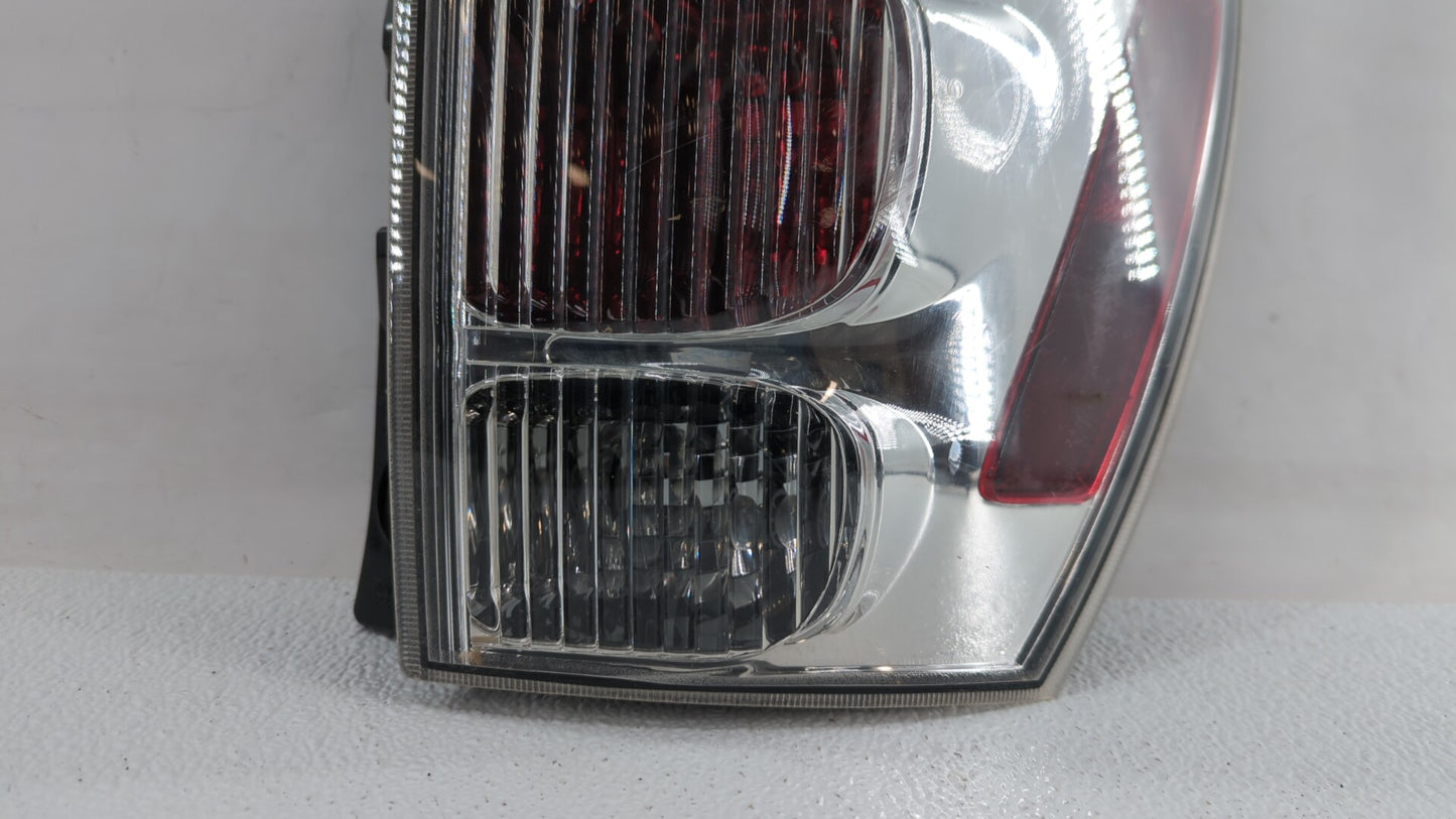2005 Chevrolet Equinox Tail Light Assembly Passenger Right OEM P/N:548077 30796268, GM384-B000R Fits Fits 2006 2007 2008 200