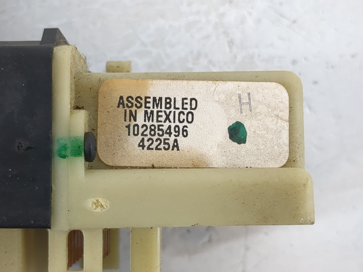 2005 Chevrolet Impala Headlight Head Light Switch Lamp Control - Oemusedautoparts1.com