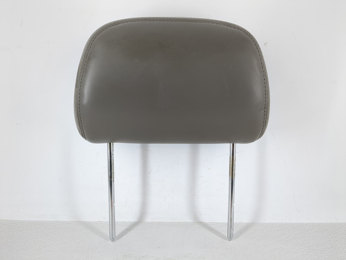 2002 Chevrolet Impala Headrest Head Rest Front Driver Passenger Seat - Oemusedautoparts1.com