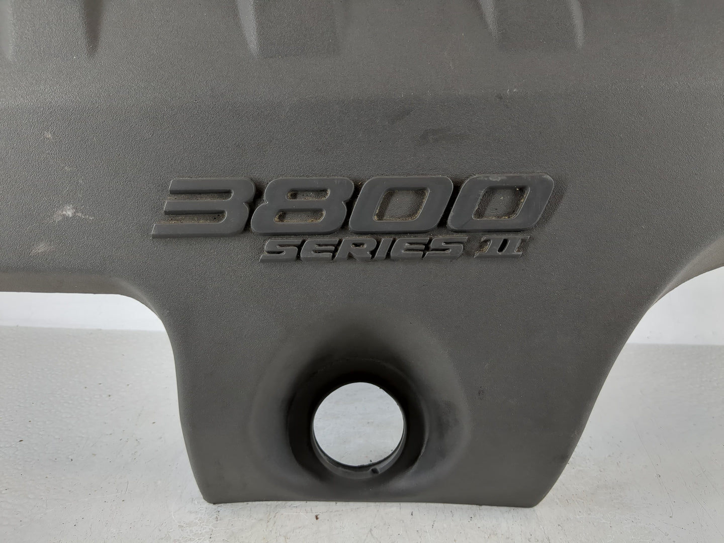 2005 Chevrolet Impala Engine Cover Black - Oemusedautoparts1.com