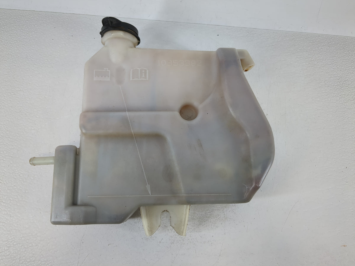 2004 Chevrolet Impala Radiator Coolant Overflow Expansion Tank Bottle 1101021 - Oemusedautoparts1.com