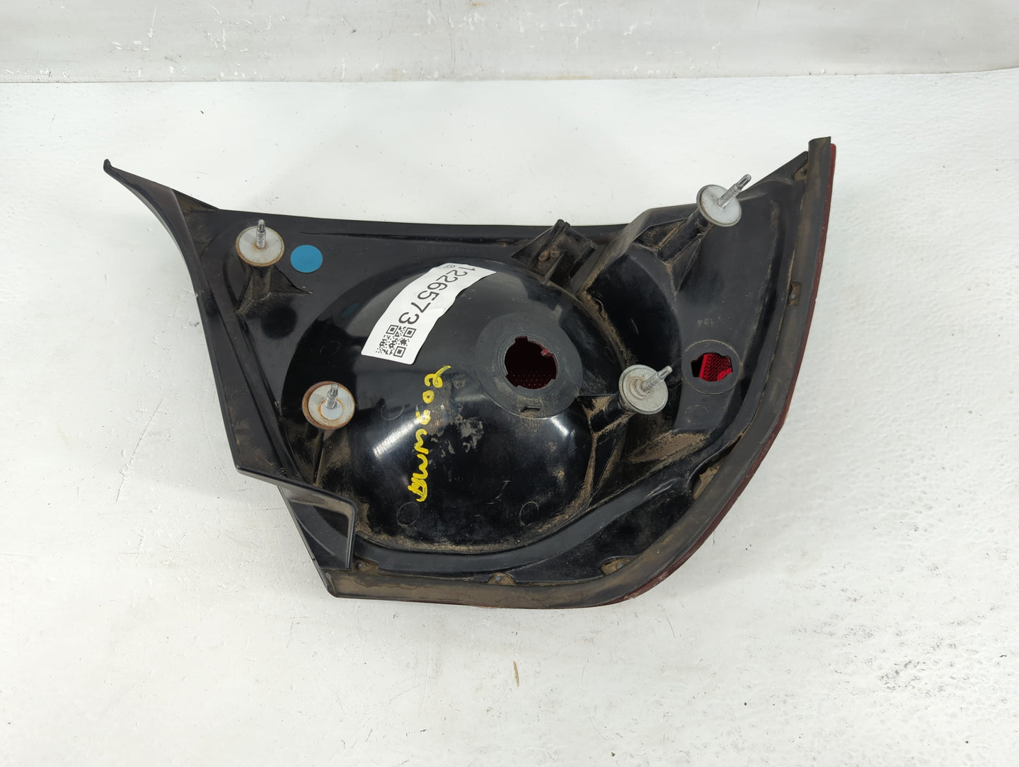 2004-2005 Chevrolet Impala Tail Light Assembly Driver Left OEM P/N:16525262 Fits Fits 2004 2005 OEM Used Auto Parts - Oemuse