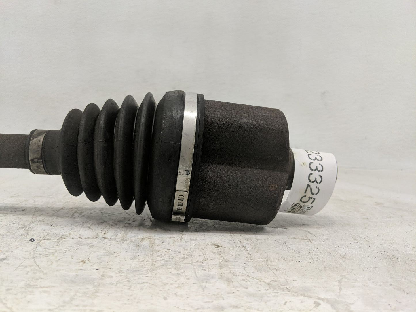 2000-2005 Chevrolet Impala Axle Shaft Front Driver Cv C/v - Oemusedautoparts1.com