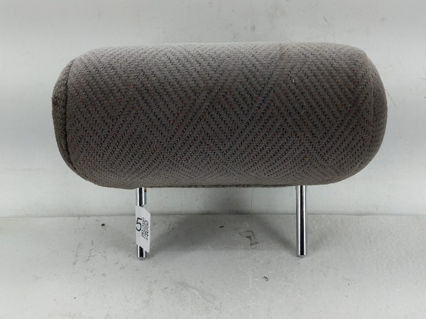 2005 Chevrolet Impala Headrest Head Rest Rear Seat Fits OEM Used Auto Parts - Oemusedautoparts1.com