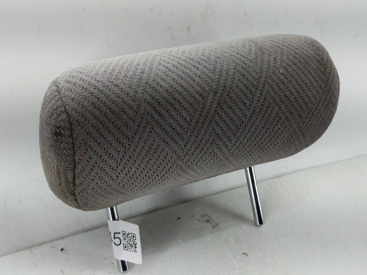 2005 Chevrolet Impala Headrest Head Rest Rear Seat Fits OEM Used Auto Parts - Oemusedautoparts1.com