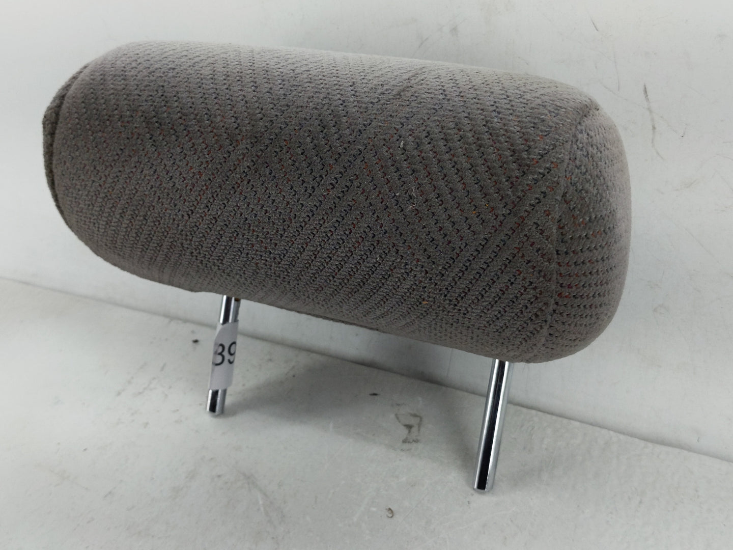 2005 Chevrolet Impala Headrest Head Rest Rear Seat Fits OEM Used Auto Parts - Oemusedautoparts1.com