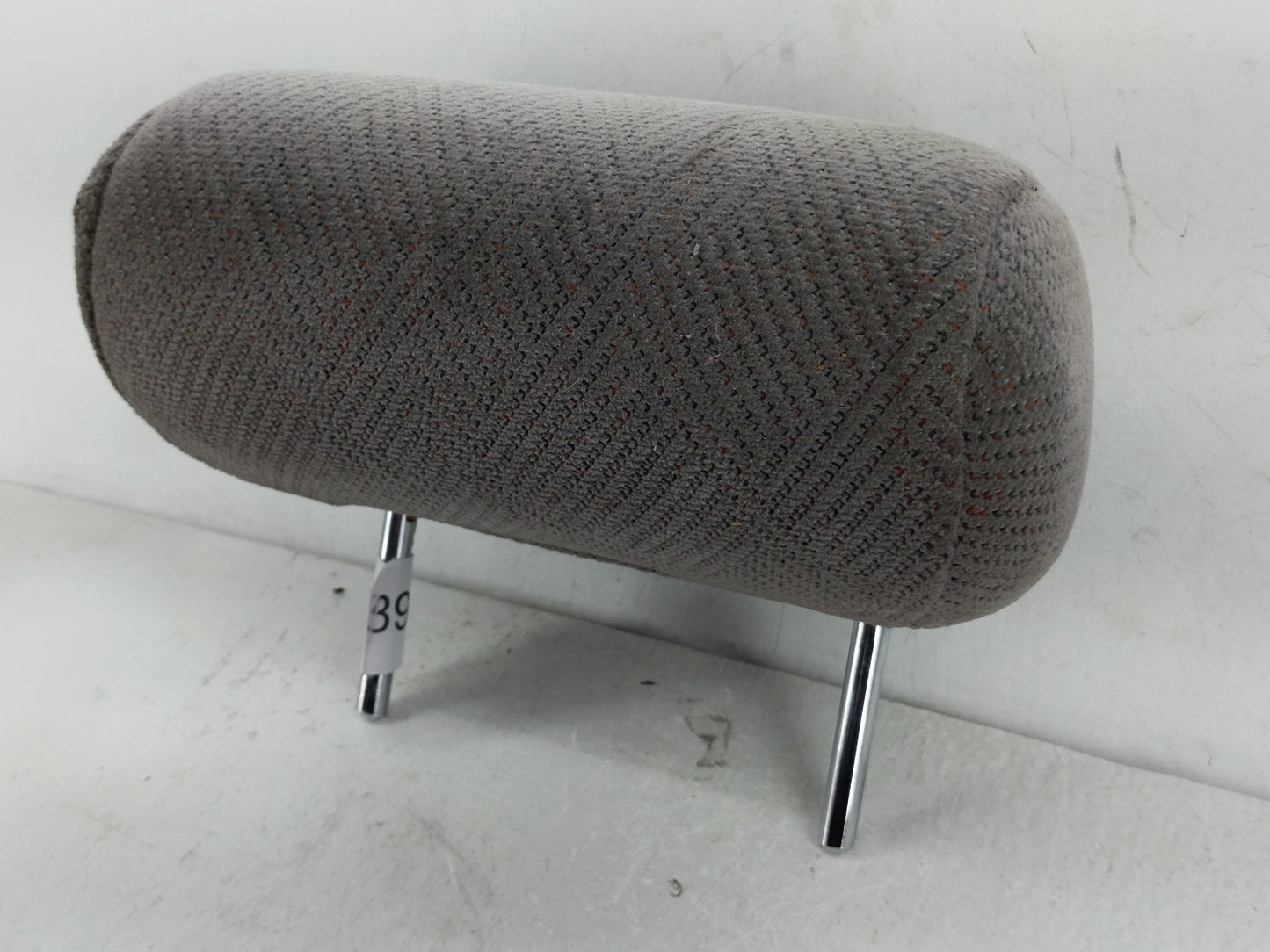 2005 Chevrolet Impala Headrest Head Rest Rear Seat Fits OEM Used Auto Parts - Oemusedautoparts1.com
