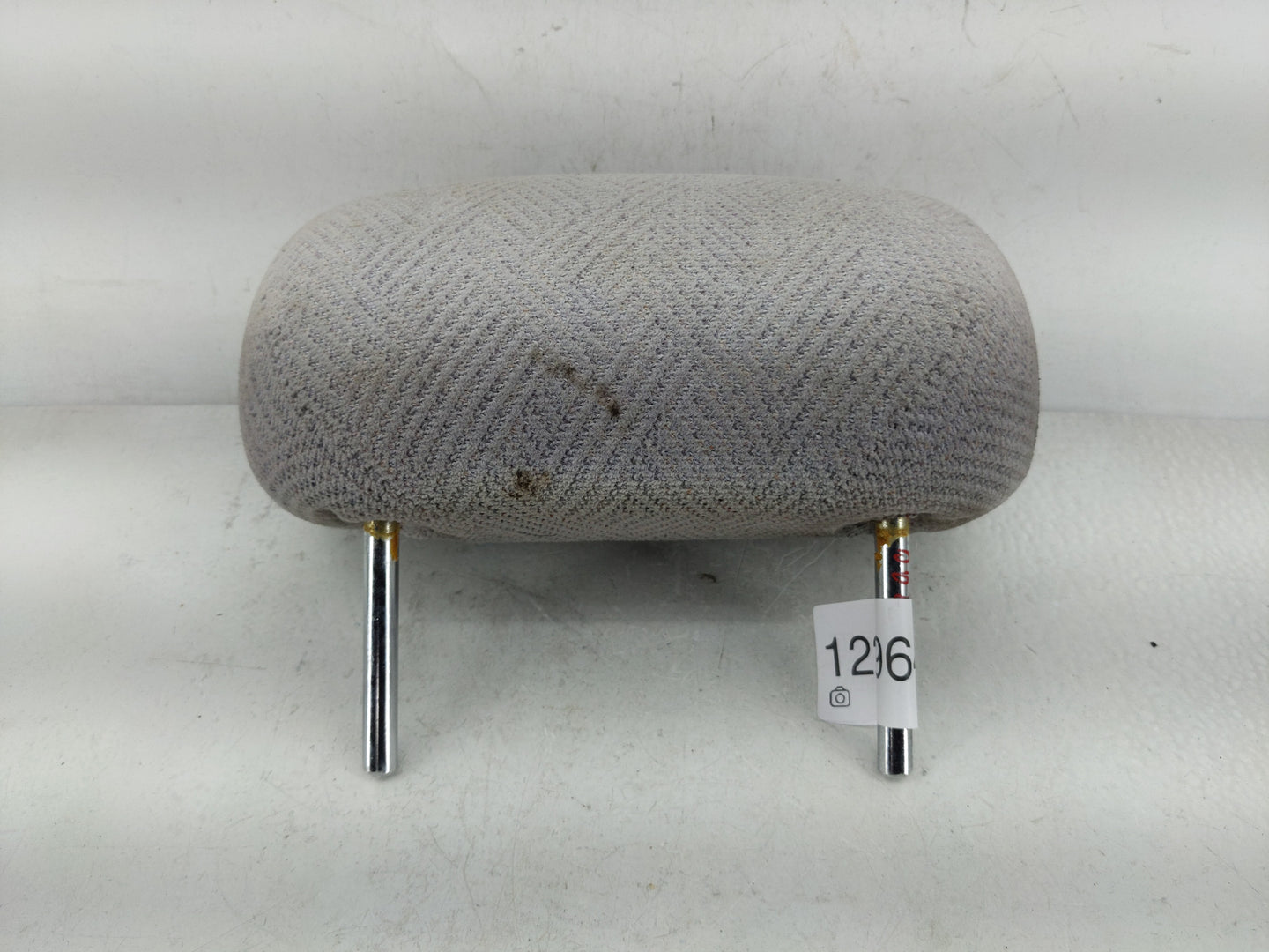 2005 Chevrolet Impala Headrest Head Rest Rear Seat Fits OEM Used Auto Parts - Oemusedautoparts1.com