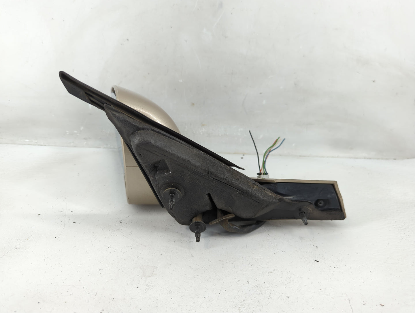 2000-2005 Chevrolet Impala Side Mirror Replacement Driver Left View Door Mirror P/N:18-48100 Fits OEM Used Auto Parts - Oemu